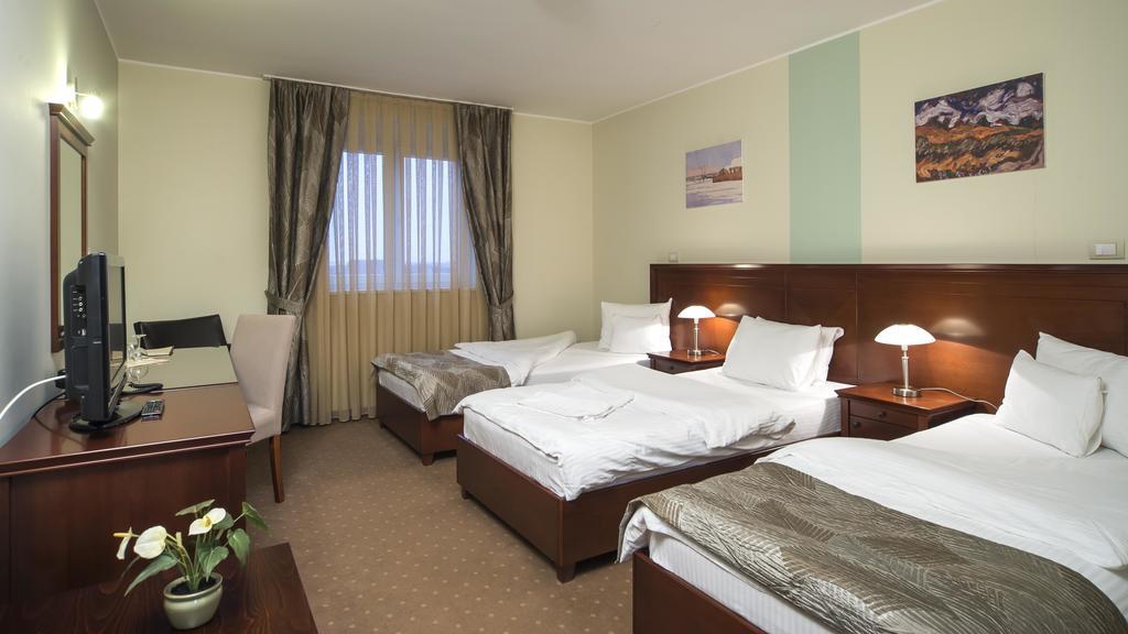 Garni Hotel Semlin B&B Beograd Phòng bức ảnh