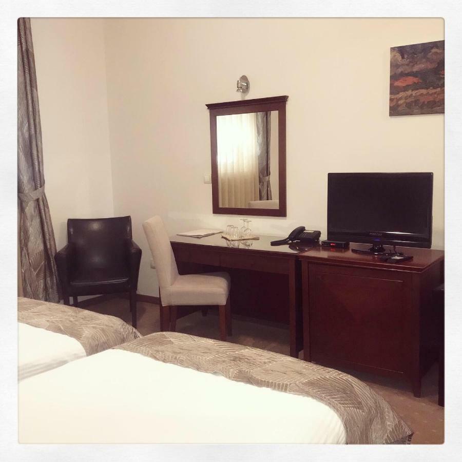 Garni Hotel Semlin B&B Beograd Ngoại thất bức ảnh